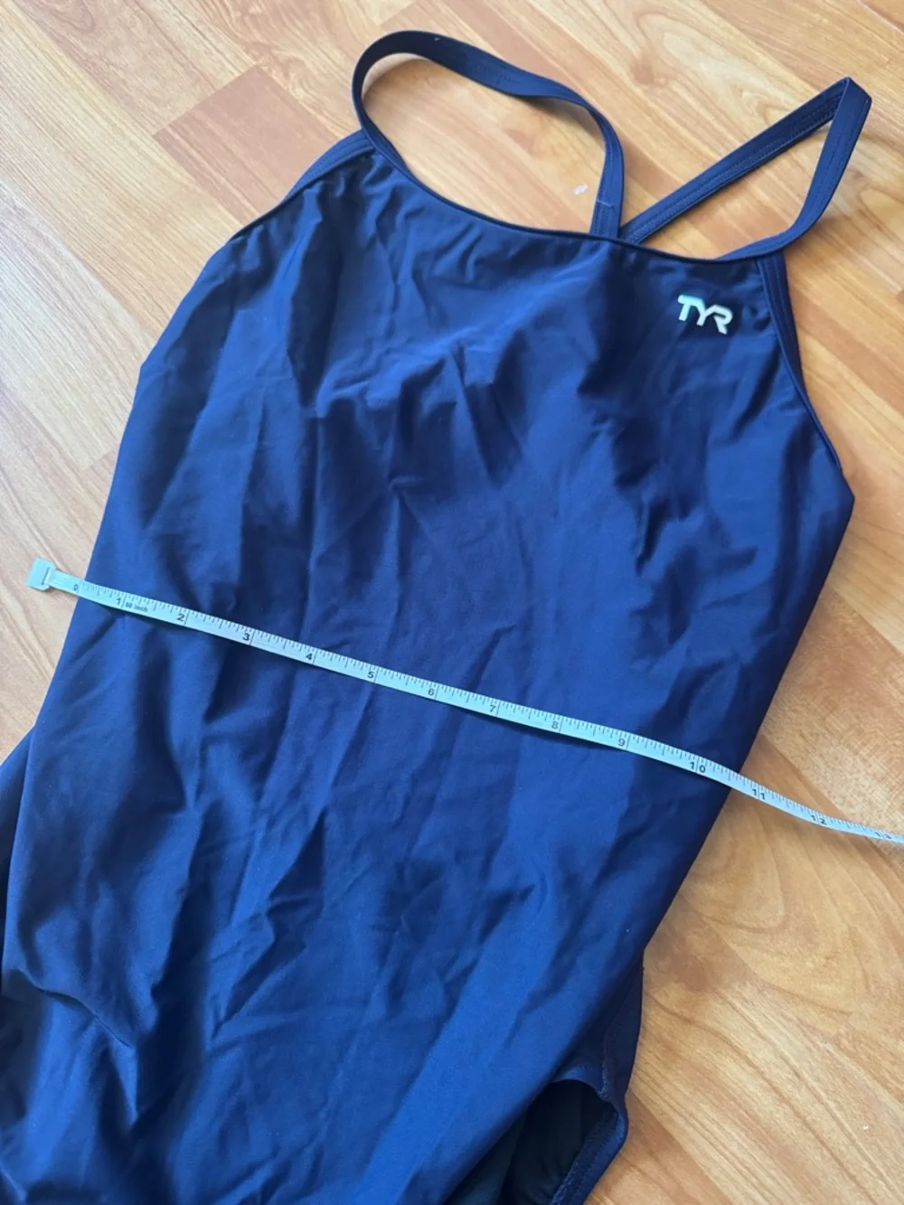 Women’s size 34 TYR blue solid cut out one piece swim bathing‎ suit